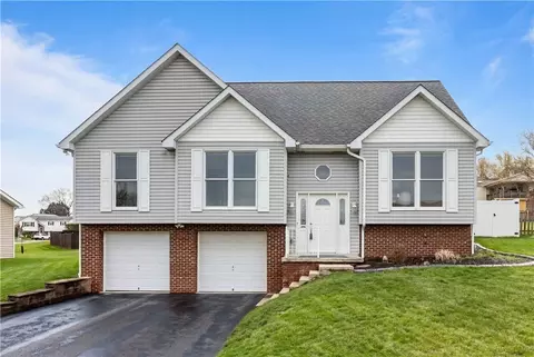 3 Daniel St, Greensburg, PA 15601