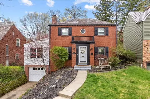 762 Country Club Dr, Pittsburgh, PA 15228