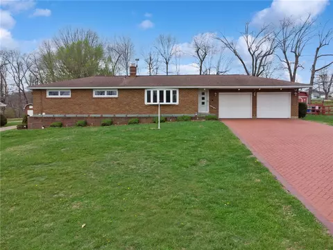 110 Winfield Cir, Greensburg, PA 15601