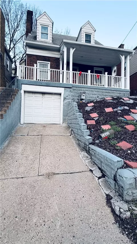 1662 Mcfarland Rd, Pittsburgh, PA 15216