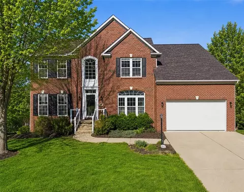 153 Hunter Dr, Cranberry Township, PA 16066