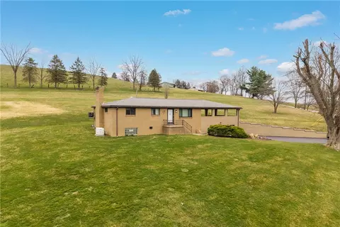 99 Johnson Rd, Washington, PA 15301