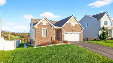 263 Stump Dr, Belle Vernon, PA 15012