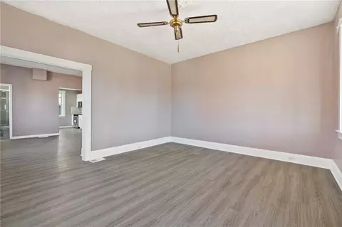 Living - 711 9th St, Irwin, PA 15642 photo 4 of 5