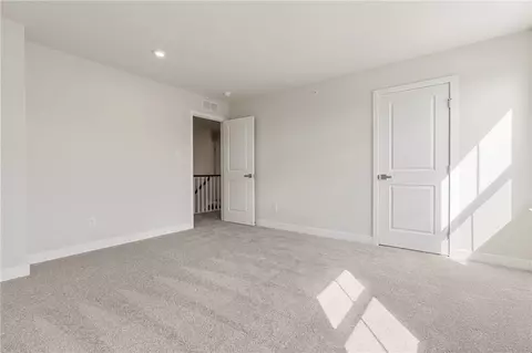 125 Olivia Dr, Eighty Four, PA 15330 photo 17