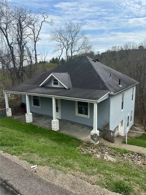 500 Pointview Rd, Pittsburgh, PA 15227