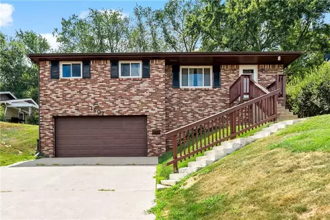 1507 Oneida Dr, Clairton, PA 15025