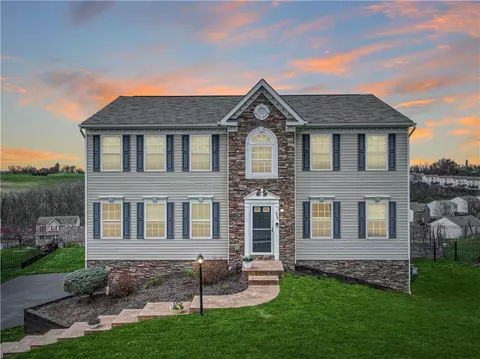 1044 Granite Dr, Mcdonald, PA 15057
