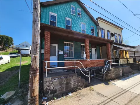 724 Hemlock Aly, Glassport, PA 15045