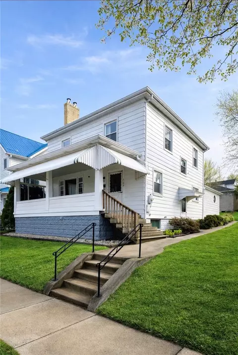 309 Emerson St, Vandergrift, PA 15690