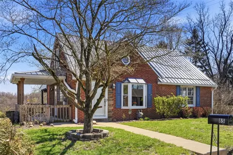 85 Valleyview Dr, Ambridge, PA 15003