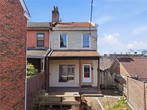 218 39th St, Pittsburgh, PA 15201