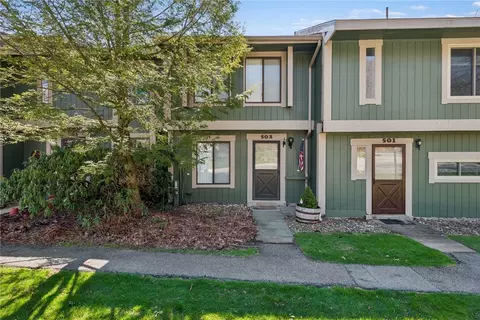502 Kooser Cir, Hidden Valley, PA 15502