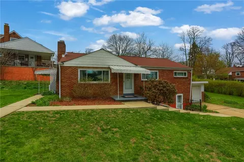 1894 Oakbine Ave, Coraopolis, PA 15108