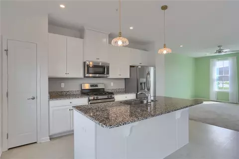 Kitchen - 2016 Cade Dr, Monaca, PA 15061 photo 1 of 5
