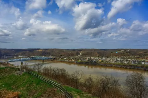 View/Area - 2016 Cade Dr, Monaca, PA 15061 photo 7 of 12