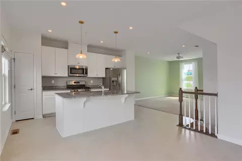 Kitchen - 2016 Cade Dr, Monaca, PA 15061 photo 5 of 5