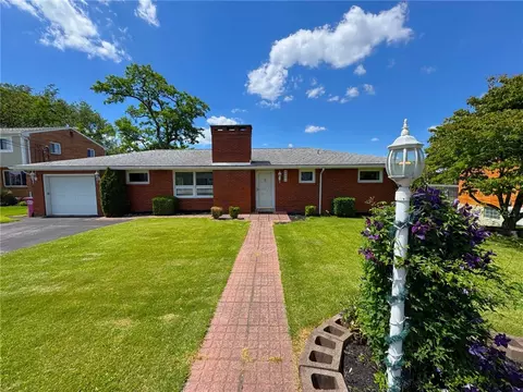 492 Edward St, Latrobe, PA 15650