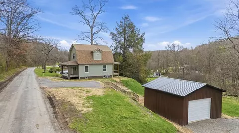 190 Stitt Rd, Beaver Falls, PA 15010