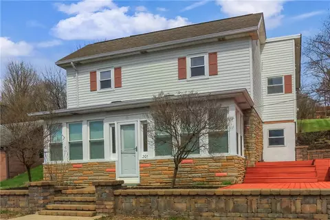 205 Howard St, Mcdonald, PA 15057