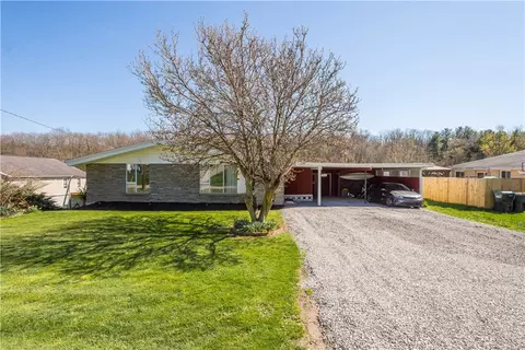 902 Weirich Ave, Washington, PA 15301