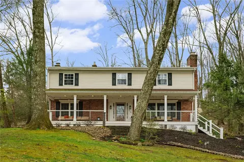628 Westland Dr, Gibsonia, PA 15044