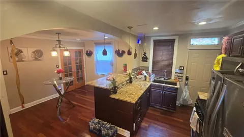 Entry Way - 1003 Spring St, Braddock, PA 15104 photo 2 of 3