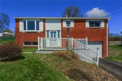 4034 Crestwood Dr, Gibsonia, PA 15044