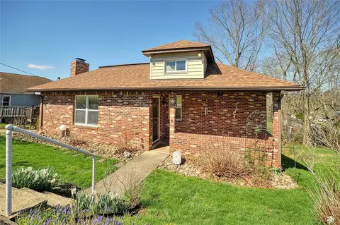 215 Wolf Ave, Washington, PA 15301