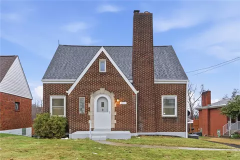 1011 Taylor St, North Versailles, PA 15137