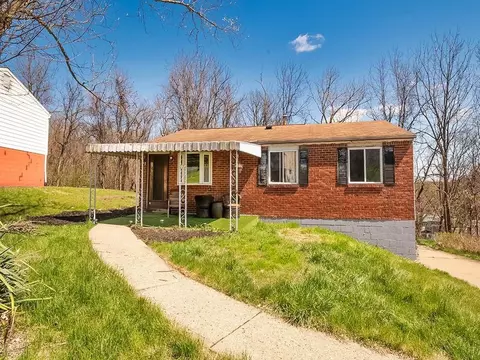 118 Courtney Dr, Verona, PA 15147