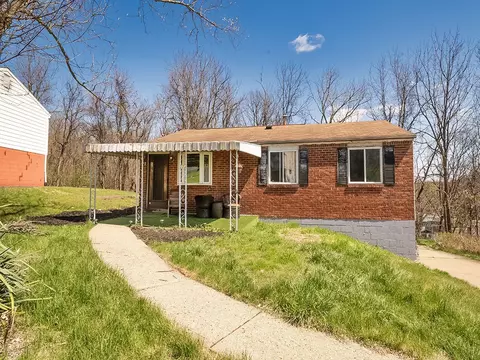 118 Courtney Dr, Verona, PA 15147