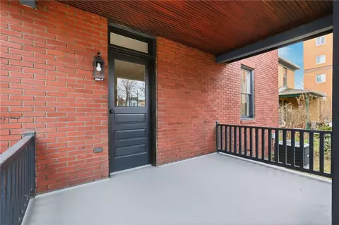 Exterior - 511 E 2nd Ave, Tarentum, PA 15084 photo 3 of 4