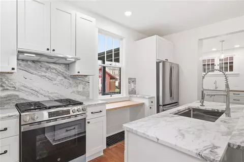Kitchen - 511 E 2nd Ave, Tarentum, PA 15084 photo 1 of 5