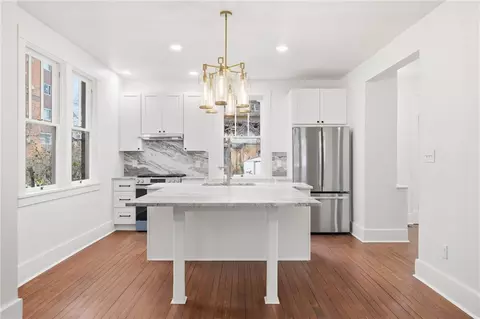 Kitchen - 511 E 2nd Ave, Tarentum, PA 15084 photo 4 of 5