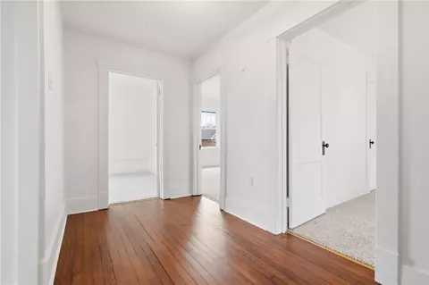 Entry Way - 511 E 2nd Ave, Tarentum, PA 15084 photo 2 of 2
