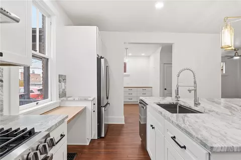 Kitchen - 511 E 2nd Ave, Tarentum, PA 15084 photo 2 of 5