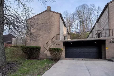 1455 Spreading Oak Dr #C, Pittsburgh, PA 15220