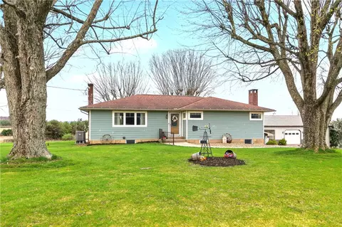534 Harvest Dr, Rockwood, PA 15557