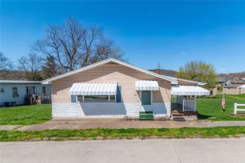 323 Indiana Ave, Avonmore, PA 15618