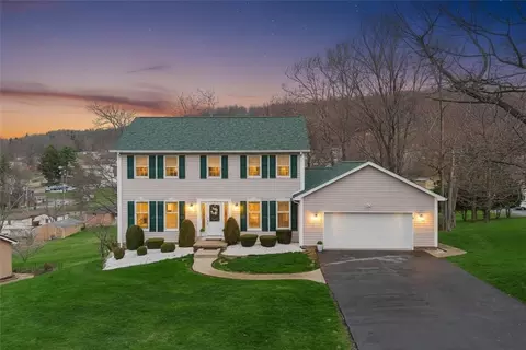 1735 W Point Cir, Indiana, PA 15701