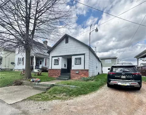 514 Green St, Brownsville, PA 15417