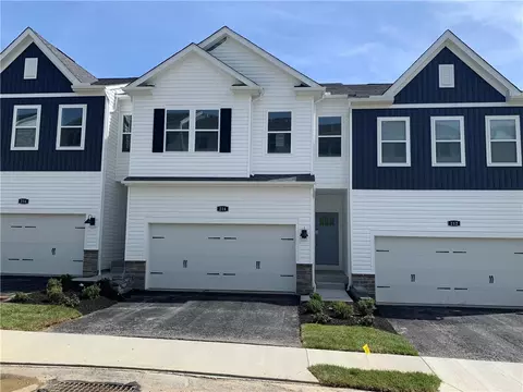 214 Paddock Ln, Harmony, PA 16037