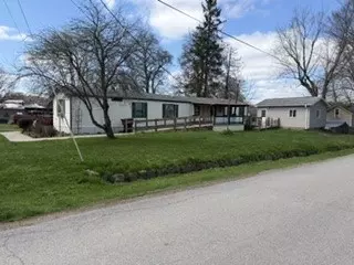 45 Grant St, Fredonia, PA 16124