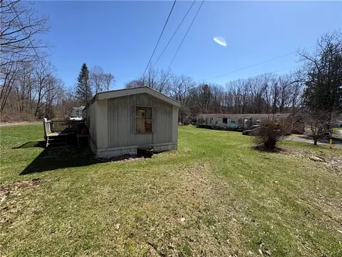 2312 Markton Rd, Brookville, PA 15825