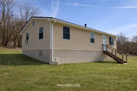 262 Elm Rd, Uniontown, PA 15401