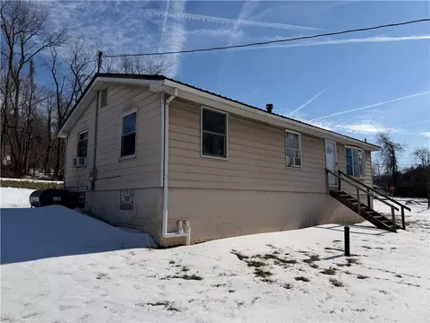 262 Elm Rd, Uniontown, PA 15401