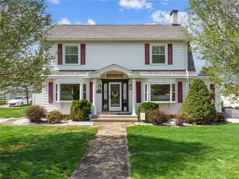 111 Orchard Ave, Belle Vernon, PA 15012