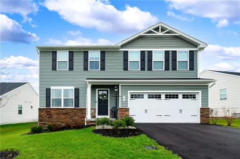 105 Jerome Dr, Butler, PA 16001