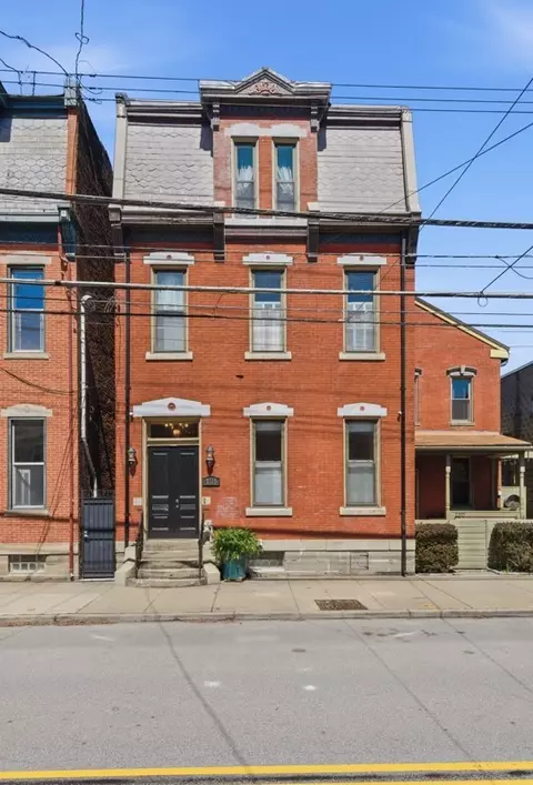 2315 Sarah St, Pittsburgh, PA 15203